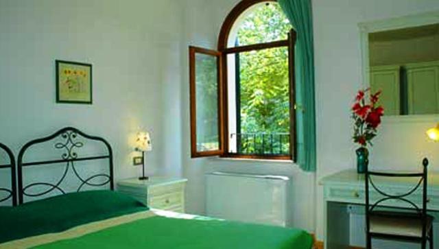 Residence Bizzoni Terni Ngoại thất bức ảnh